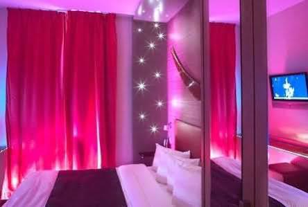 Celebrities Hotel Монреаль Экстерьер фото